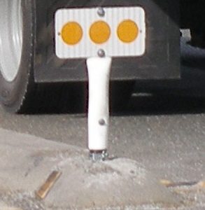 SHUR-FLEX® driveable "K" marker
