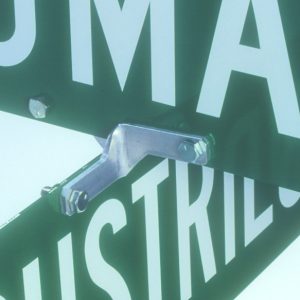 90 degree stacking bracket