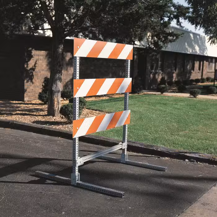 Type III barricade